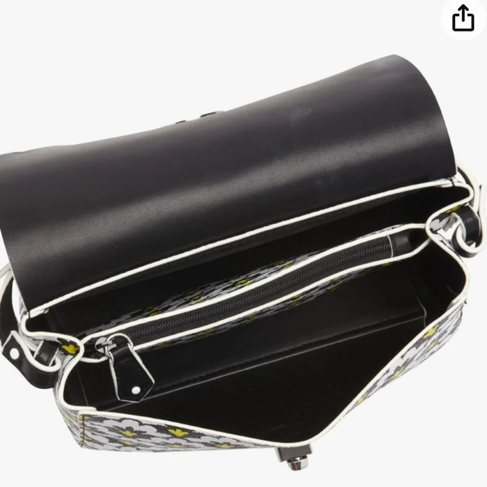 Vera Bradley Scallop Hipster crossbody bag purse Petal Paisley black yellow - Picture 4 of 11